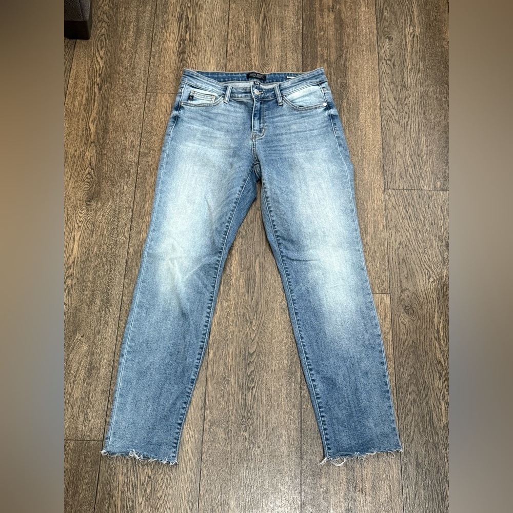 Judy Blue Light Wash Skinny Jeans